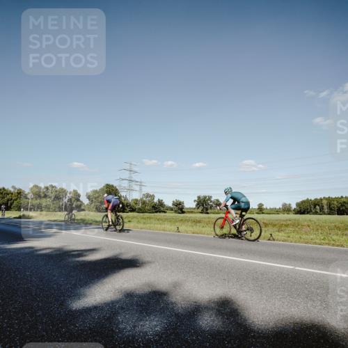 07.09.2025 - 19. Norderstedt Triathlon Michael Burmester http://msf.ph/oto/8858361 07.09.2025 15:39:06 Radfahren 397, 885, 1452 meine-sportfotos.de