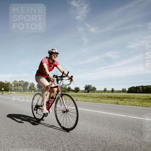 07.09.2025 - 19. Norderstedt Triathlon Michael Burmester http://msf.ph/oto/8858381 07.09.2025 12:31:58 Radfahren 302, 1321, 1322, 1339 meine-sportfotos.de