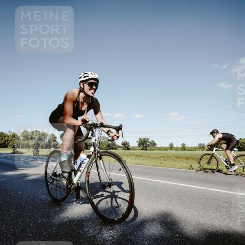 07.09.2025 - 19. Norderstedt Triathlon Michael Burmester http://msf.ph/oto/8858383 07.09.2025 15:39:13 Radfahren 522, 918, 947 meine-sportfotos.de