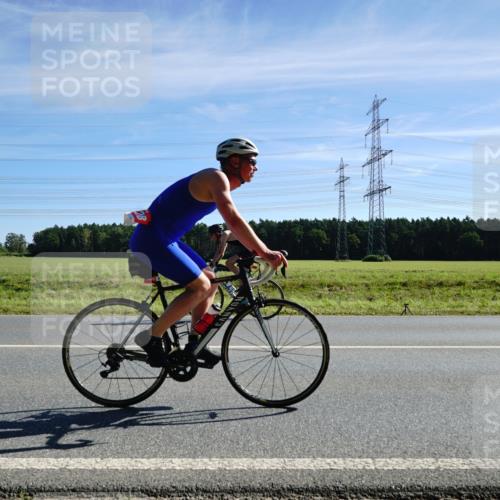07.09.2025 - 19. Norderstedt Triathlon Michael Burmester http://msf.ph/oto/8858387 07.09.2025 11:29:24 Radfahren 819, 1196, 1228 meine-sportfotos.de