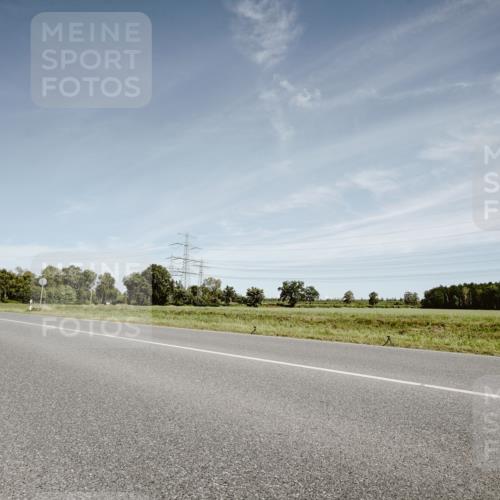 07.09.2025 - 19. Norderstedt Triathlon Michael Burmester http://msf.ph/oto/8858388 07.09.2025 12:32:02 Radfahren 260, 1321 meine-sportfotos.de