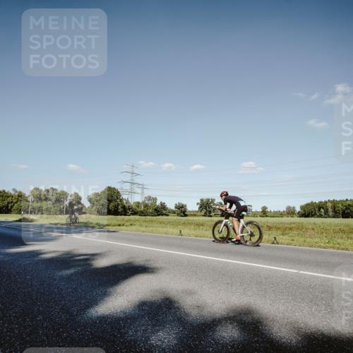 07.09.2025 - 19. Norderstedt Triathlon Michael Burmester http://msf.ph/oto/8858400 07.09.2025 15:39:28 Radfahren 409 meine-sportfotos.de