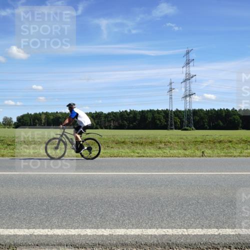 07.09.2025 - 19. Norderstedt Triathlon Michael Burmester http://msf.ph/oto/8858403 07.09.2025 13:10:21 Radfahren 315, 320, 1261 meine-sportfotos.de
