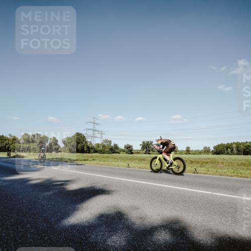 07.09.2025 - 19. Norderstedt Triathlon Michael Burmester http://msf.ph/oto/8858407 07.09.2025 15:39:29 Radfahren 409 meine-sportfotos.de