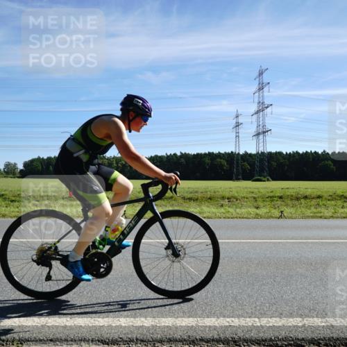 07.09.2025 - 19. Norderstedt Triathlon Michael Burmester http://msf.ph/oto/8858411 07.09.2025 11:29:33 Radfahren 185, 784, 1227 meine-sportfotos.de