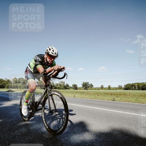 07.09.2025 - 19. Norderstedt Triathlon Michael Burmester http://msf.ph/oto/8858414 07.09.2025 15:39:35 Radfahren 913, 1481 meine-sportfotos.de