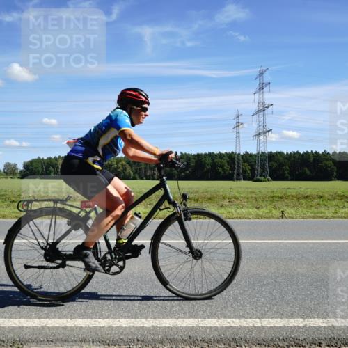 07.09.2025 - 19. Norderstedt Triathlon Michael Burmester http://msf.ph/oto/8858418 07.09.2025 13:10:29 Radfahren 1353 meine-sportfotos.de