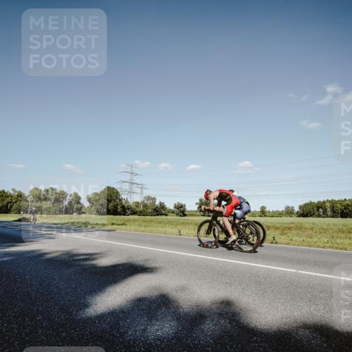 07.09.2025 - 19. Norderstedt Triathlon Michael Burmester http://msf.ph/oto/8858425 07.09.2025 15:39:41 Radfahren  meine-sportfotos.de