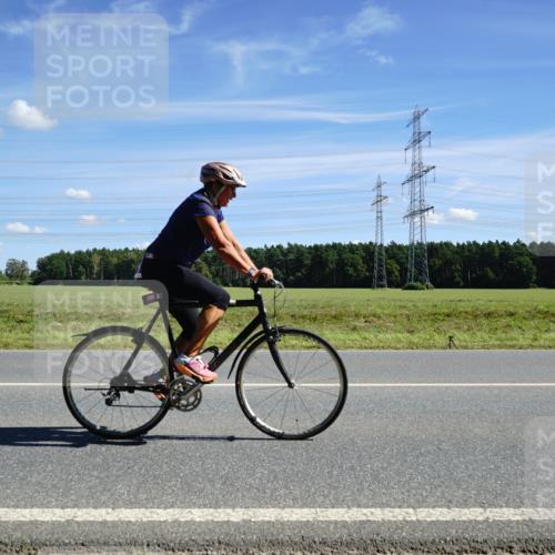07.09.2025 - 19. Norderstedt Triathlon Michael Burmester http://msf.ph/oto/8858427 07.09.2025 13:10:33 Radfahren 350 meine-sportfotos.de