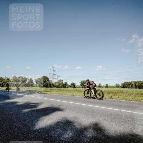 07.09.2025 - 19. Norderstedt Triathlon Michael Burmester http://msf.ph/oto/8858428 07.09.2025 15:39:42 Radfahren  meine-sportfotos.de