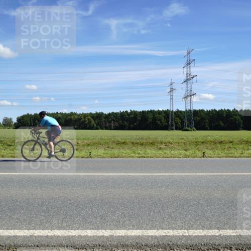 07.09.2025 - 19. Norderstedt Triathlon Michael Burmester http://msf.ph/oto/8858441 07.09.2025 13:10:56 Radfahren  meine-sportfotos.de