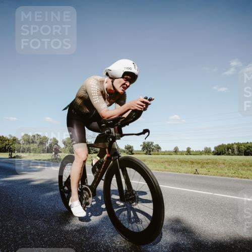 07.09.2025 - 19. Norderstedt Triathlon Michael Burmester http://msf.ph/oto/8858442 07.09.2025 15:39:49 Radfahren 508, 517 meine-sportfotos.de