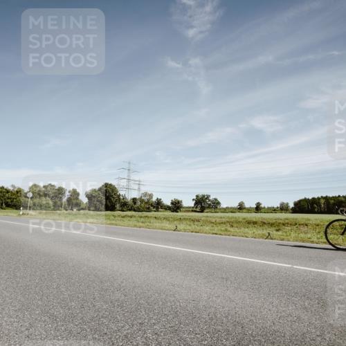 07.09.2025 - 19. Norderstedt Triathlon Michael Burmester http://msf.ph/oto/8858444 07.09.2025 12:32:36 Radfahren 1212 meine-sportfotos.de