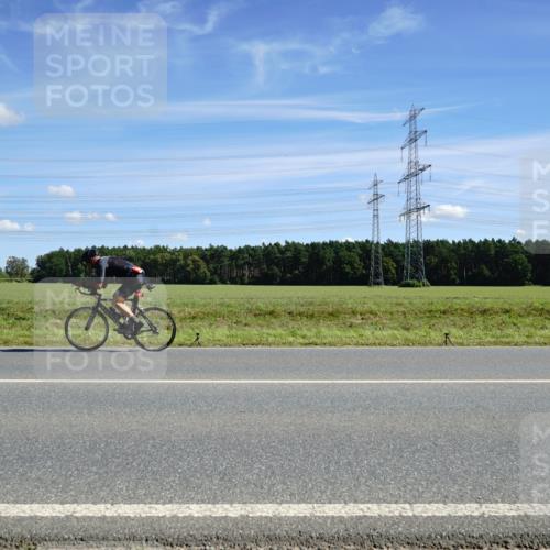 07.09.2025 - 19. Norderstedt Triathlon Michael Burmester http://msf.ph/oto/8858455 07.09.2025 13:11:14 Radfahren 1271 meine-sportfotos.de