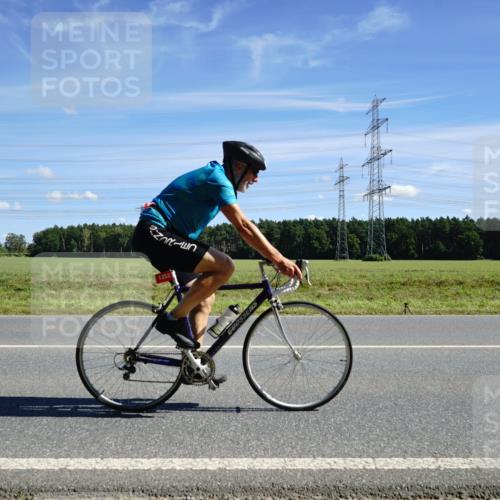 07.09.2025 - 19. Norderstedt Triathlon Michael Burmester http://msf.ph/oto/8858487 07.09.2025 13:11:54 Radfahren 841, 1352 meine-sportfotos.de