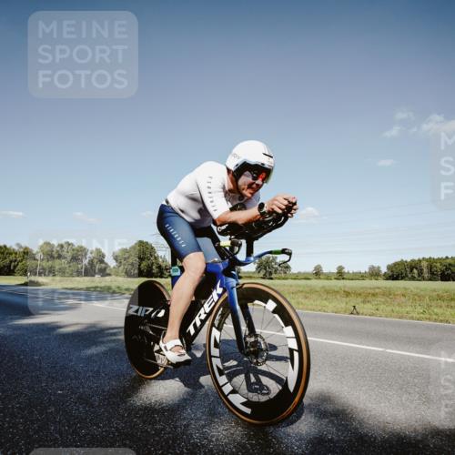 07.09.2025 - 19. Norderstedt Triathlon Michael Burmester http://msf.ph/oto/8858488 07.09.2025 15:40:16 Radfahren 868, 1497, 1526 meine-sportfotos.de