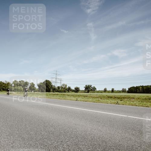 07.09.2025 - 19. Norderstedt Triathlon Michael Burmester http://msf.ph/oto/8858510 07.09.2025 12:33:12 Radfahren 182, 250, 1342 meine-sportfotos.de