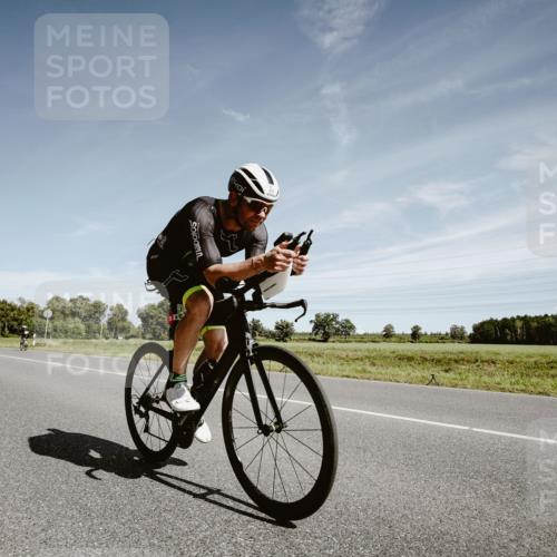 07.09.2025 - 19. Norderstedt Triathlon Michael Burmester http://msf.ph/oto/8858514 07.09.2025 12:33:13 Radfahren 250 meine-sportfotos.de