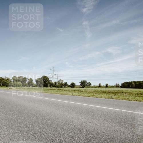 07.09.2025 - 19. Norderstedt Triathlon Michael Burmester http://msf.ph/oto/8858517 07.09.2025 12:33:14 Radfahren 250 meine-sportfotos.de