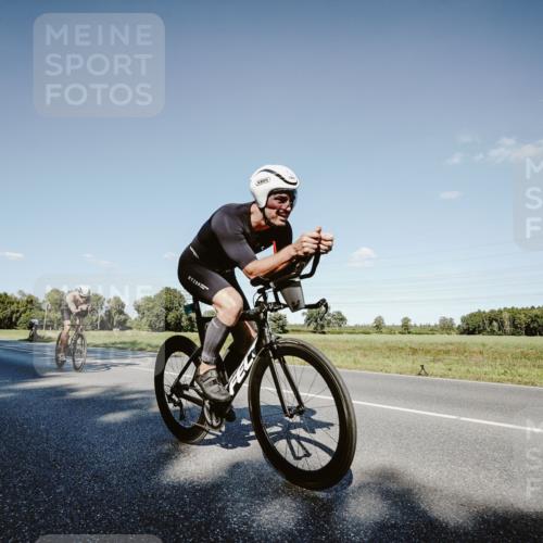 07.09.2025 - 19. Norderstedt Triathlon Michael Burmester http://msf.ph/oto/8858519 07.09.2025 15:40:30 Radfahren 498, 510, 537, 1430, 1522 meine-sportfotos.de