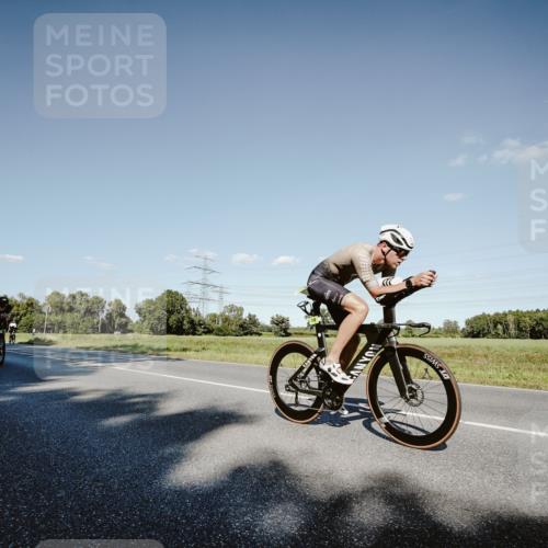 07.09.2025 - 19. Norderstedt Triathlon Michael Burmester http://msf.ph/oto/8858523 07.09.2025 15:40:31 Radfahren 498, 510, 537, 1430, 1522 meine-sportfotos.de