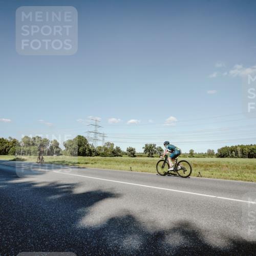 07.09.2025 - 19. Norderstedt Triathlon Michael Burmester http://msf.ph/oto/8858533 07.09.2025 15:40:33 Radfahren 376, 510, 537, 1522 meine-sportfotos.de