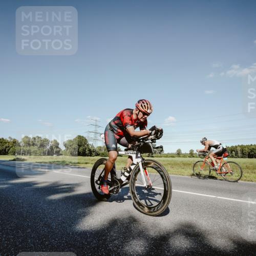 07.09.2025 - 19. Norderstedt Triathlon Michael Burmester http://msf.ph/oto/8858540 07.09.2025 15:40:40 Radfahren 418, 929 meine-sportfotos.de