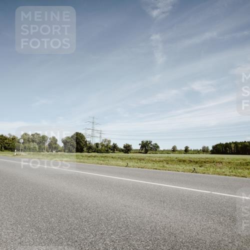 07.09.2025 - 19. Norderstedt Triathlon Michael Burmester http://msf.ph/oto/8858548 07.09.2025 12:33:42 Radfahren  meine-sportfotos.de