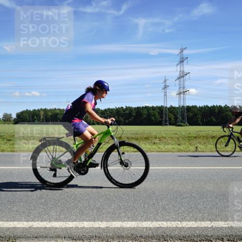 07.09.2025 - 19. Norderstedt Triathlon Michael Burmester http://msf.ph/oto/8858549 07.09.2025 13:13:00 Radfahren 322, 790 meine-sportfotos.de