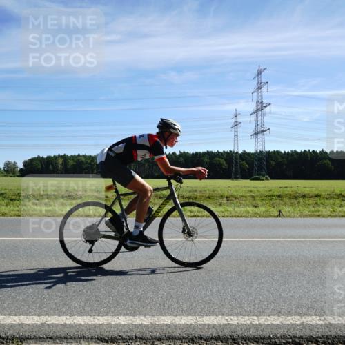 07.09.2025 - 19. Norderstedt Triathlon Michael Burmester http://msf.ph/oto/8858570 07.09.2025 11:30:56 Radfahren 1162, 1202 meine-sportfotos.de