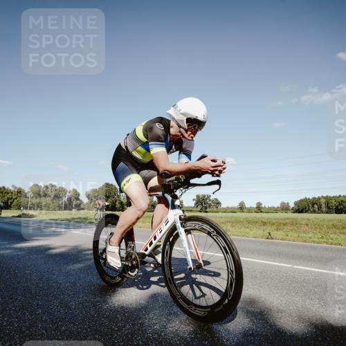 07.09.2025 - 19. Norderstedt Triathlon Michael Burmester http://msf.ph/oto/8858571 07.09.2025 15:40:49 Radfahren 403, 416, 1444 meine-sportfotos.de