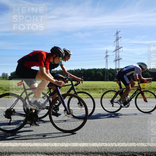 07.09.2025 - 19. Norderstedt Triathlon Michael Burmester http://msf.ph/oto/8858608 07.09.2025 11:31:06 Radfahren 284, 862, 1190, 1208, 1363 meine-sportfotos.de