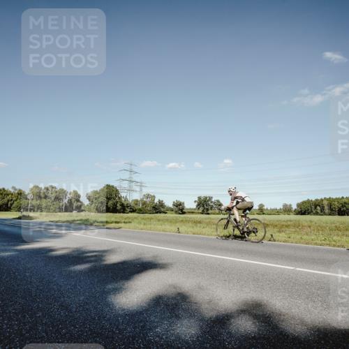07.09.2025 - 19. Norderstedt Triathlon Michael Burmester http://msf.ph/oto/8858612 07.09.2025 15:41:10 Radfahren 527, 1443 meine-sportfotos.de