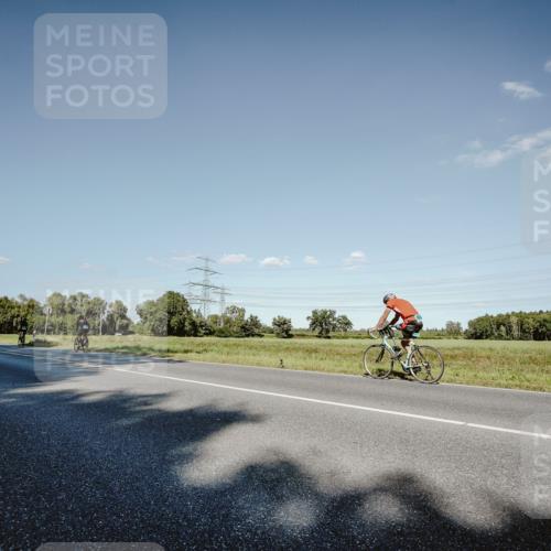 07.09.2025 - 19. Norderstedt Triathlon Michael Burmester http://msf.ph/oto/8858637 07.09.2025 15:41:17 Radfahren 362, 396, 550, 864 meine-sportfotos.de