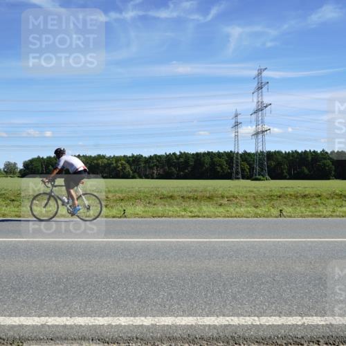 07.09.2025 - 19. Norderstedt Triathlon Michael Burmester http://msf.ph/oto/8858657 07.09.2025 13:14:28 Radfahren  meine-sportfotos.de
