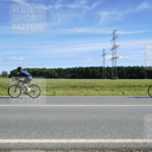 07.09.2025 - 19. Norderstedt Triathlon Michael Burmester http://msf.ph/oto/8858662 07.09.2025 13:14:31 Radfahren 142 meine-sportfotos.de