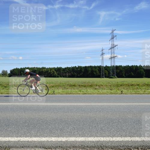 07.09.2025 - 19. Norderstedt Triathlon Michael Burmester http://msf.ph/oto/8858667 07.09.2025 13:14:32 Radfahren 142 meine-sportfotos.de