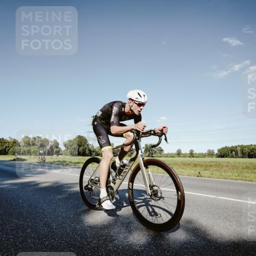 07.09.2025 - 19. Norderstedt Triathlon Michael Burmester http://msf.ph/oto/8858668 07.09.2025 15:41:34 Radfahren 538, 931, 1545 meine-sportfotos.de