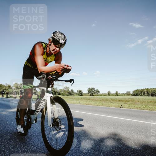 07.09.2025 - 19. Norderstedt Triathlon Michael Burmester http://msf.ph/oto/8858710 07.09.2025 15:41:51 Radfahren 432, 487, 870, 878, 956, 1435 meine-sportfotos.de