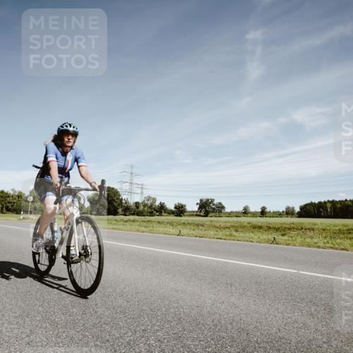 07.09.2025 - 19. Norderstedt Triathlon Michael Burmester http://msf.ph/oto/8858711 07.09.2025 12:35:15 Radfahren 213, 1396 meine-sportfotos.de