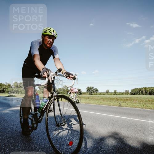 07.09.2025 - 19. Norderstedt Triathlon Michael Burmester http://msf.ph/oto/8858720 07.09.2025 15:41:54 Radfahren 365, 432, 465, 487, 499, 870, 871, 878, 889 meine-sportfotos.de