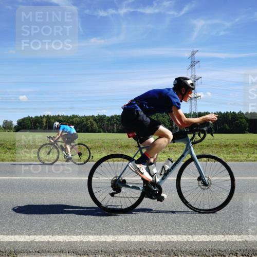 07.09.2025 - 19. Norderstedt Triathlon Michael Burmester http://msf.ph/oto/8858728 07.09.2025 13:15:57 Radfahren 1299 meine-sportfotos.de
