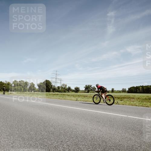 07.09.2025 - 19. Norderstedt Triathlon Michael Burmester http://msf.ph/oto/8858735 07.09.2025 12:35:27 Radfahren 717 meine-sportfotos.de