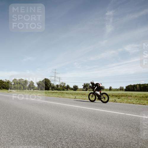 07.09.2025 - 19. Norderstedt Triathlon Michael Burmester http://msf.ph/oto/8858742 07.09.2025 12:35:31 Radfahren  meine-sportfotos.de