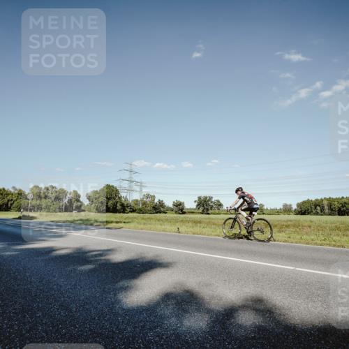 07.09.2025 - 19. Norderstedt Triathlon Michael Burmester http://msf.ph/oto/8858754 07.09.2025 15:42:07 Radfahren  meine-sportfotos.de