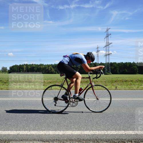 07.09.2025 - 19. Norderstedt Triathlon Michael Burmester http://msf.ph/oto/8858757 07.09.2025 13:16:22 Radfahren 317 meine-sportfotos.de