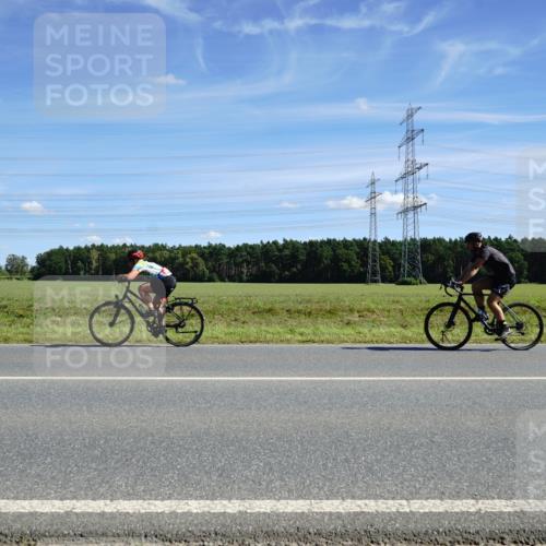07.09.2025 - 19. Norderstedt Triathlon Michael Burmester http://msf.ph/oto/8858767 07.09.2025 13:16:49 Radfahren  meine-sportfotos.de