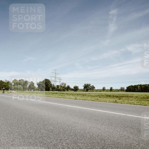 07.09.2025 - 19. Norderstedt Triathlon Michael Burmester http://msf.ph/oto/8858787 07.09.2025 12:35:48 Radfahren 283, 786, 810 meine-sportfotos.de
