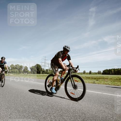 07.09.2025 - 19. Norderstedt Triathlon Michael Burmester http://msf.ph/oto/8858801 07.09.2025 12:35:51 Radfahren 283, 288, 786, 810 meine-sportfotos.de