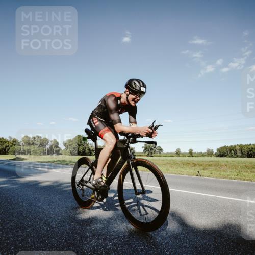 07.09.2025 - 19. Norderstedt Triathlon Michael Burmester http://msf.ph/oto/8858810 07.09.2025 15:42:37 Radfahren 378, 515, 520, 535, 953 meine-sportfotos.de